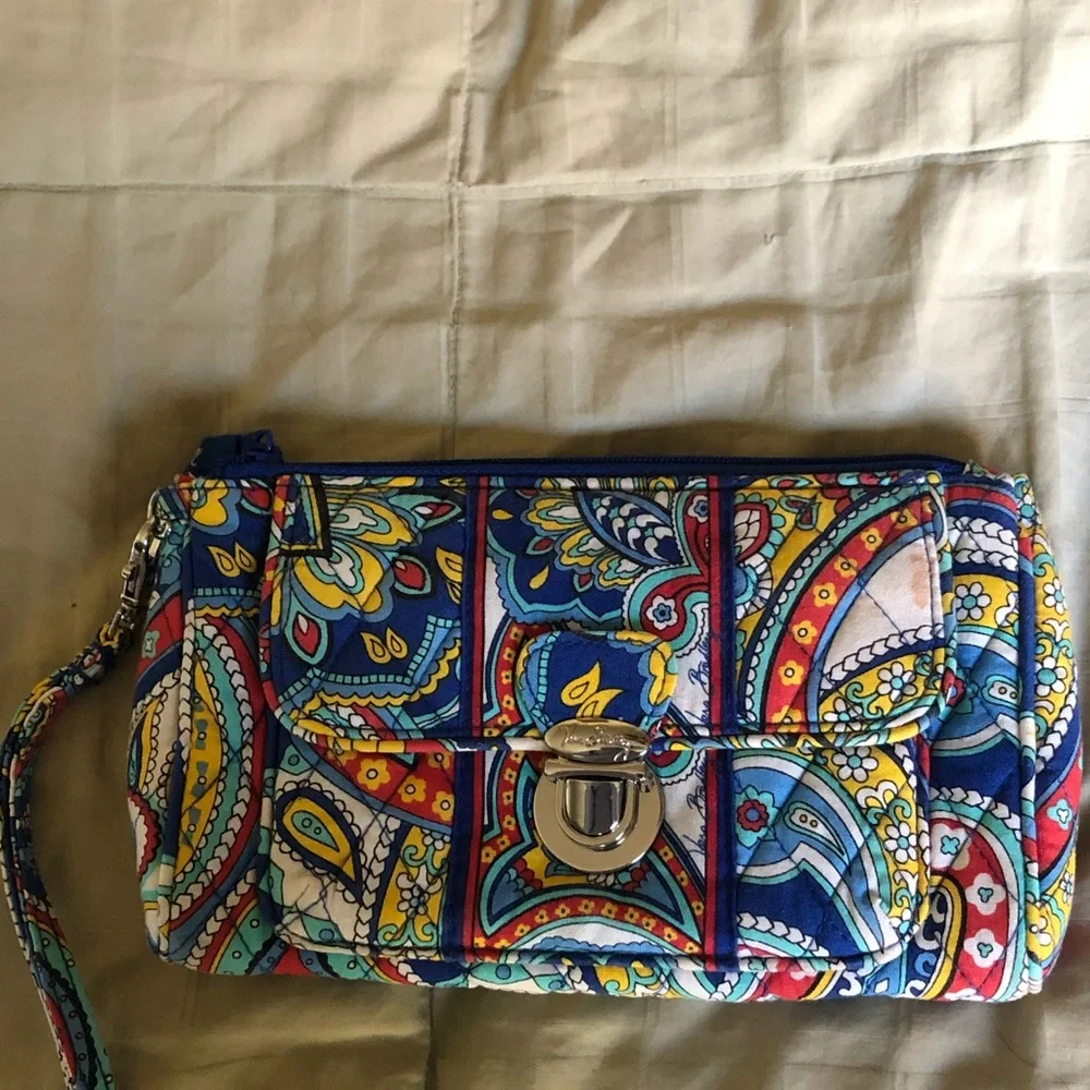 Vera Bradley Wristlet Blue Floral Small